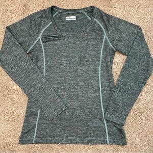 Columbia Women’s Green Long Sleeve Top
